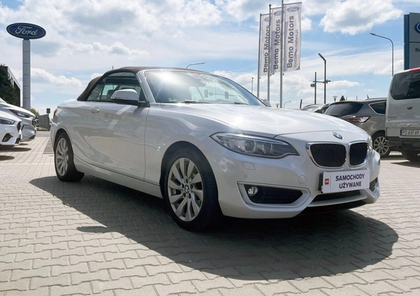 BMW Seria 2 cena 89900 przebieg: 105490, rok produkcji 2015 z Sieradz małe 379